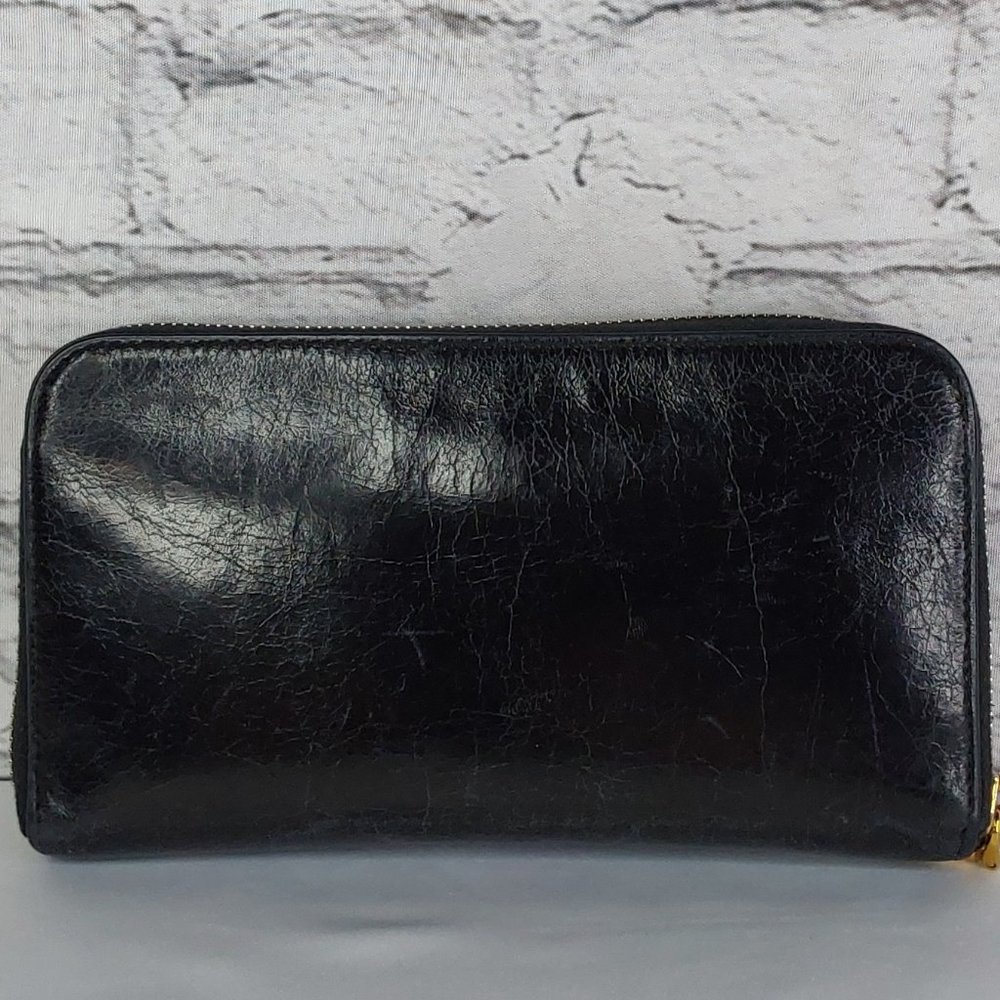 'MIU MIU' BOW-FRONT LEATHER WALLET FULL-ZIP  DISTRESSED ONYX - Picture 3 of 15